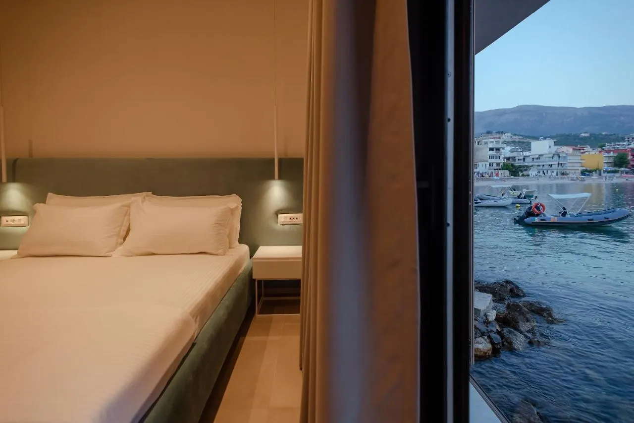 Hotel Artis Blue Relax Himarë 4*,