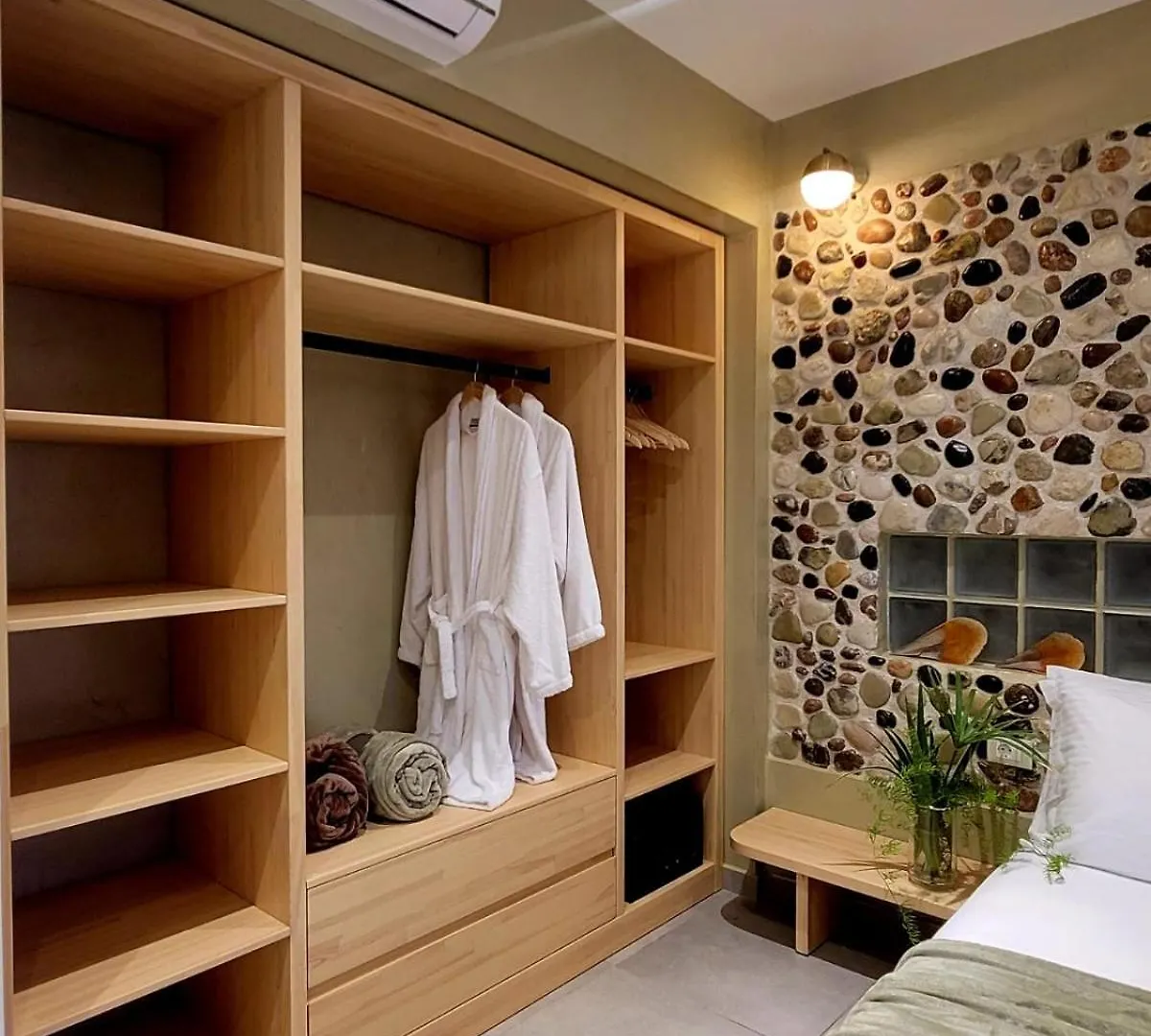 Artis Blue Relax Hotel Himare