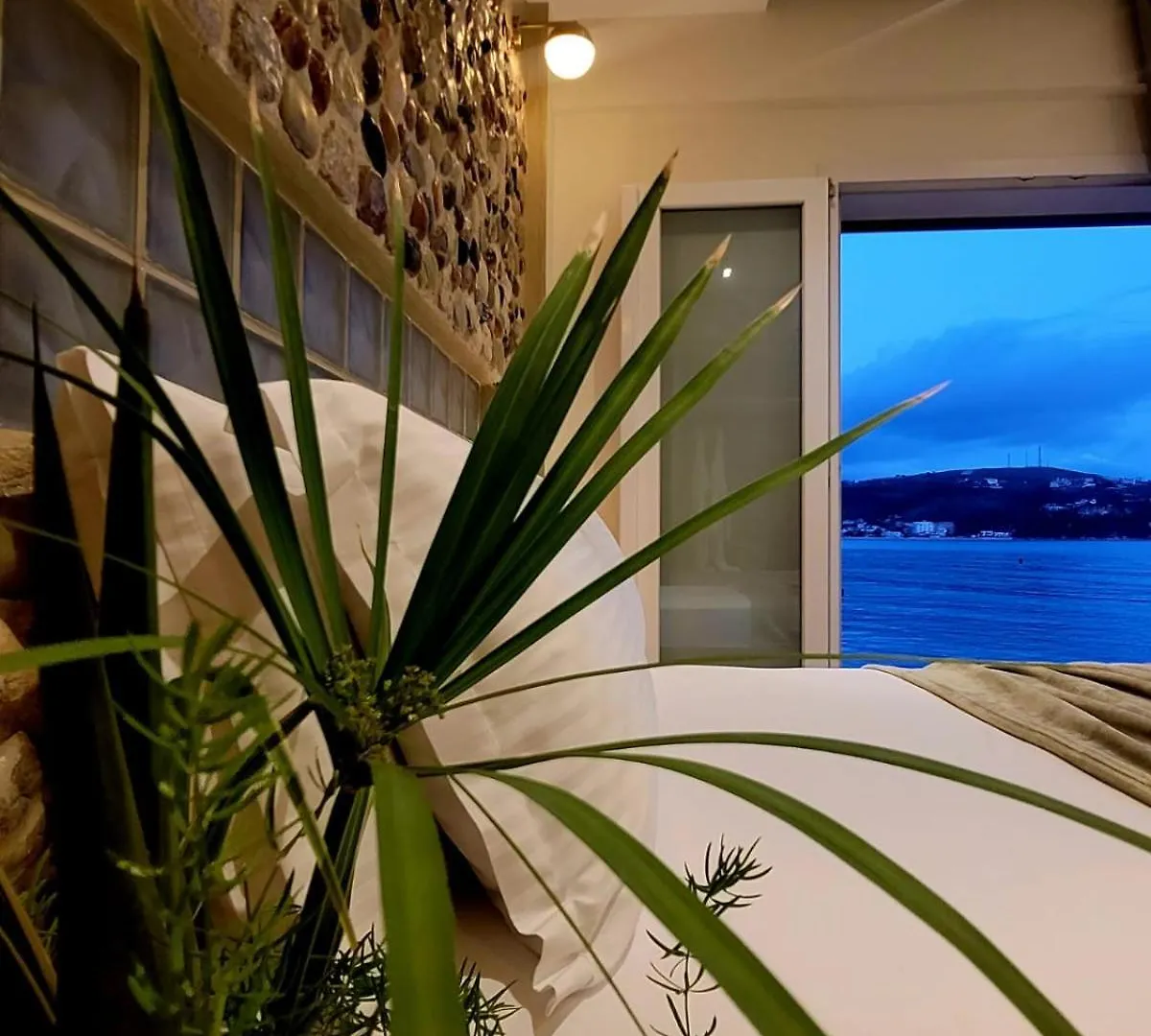Artis Blue Relax Hotel Himare